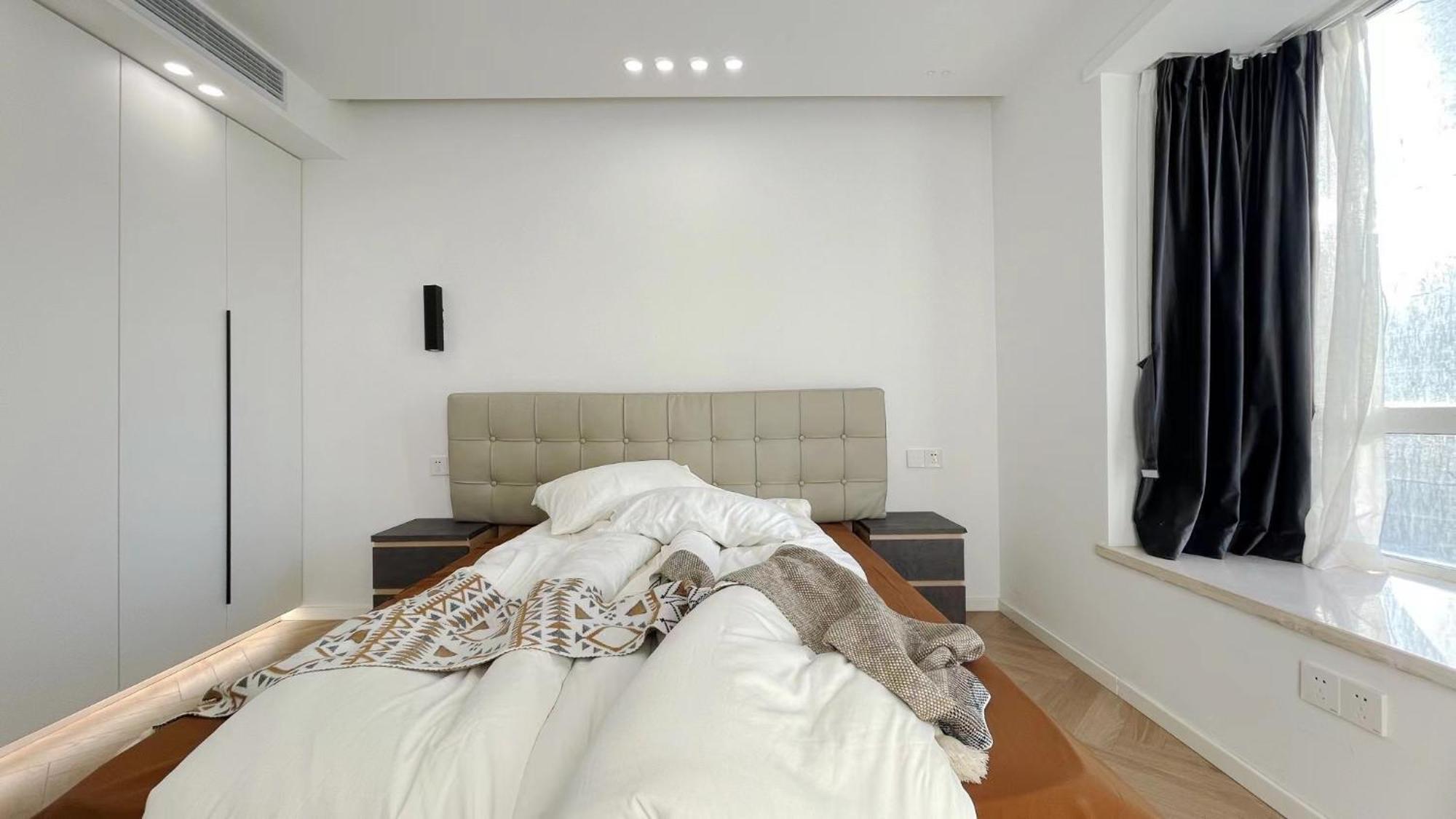 Eastern Hub - Jing'an Temple Branch Art Spacious 3-bedroom, Sunny House With 2 Balconies Appartamento Shanghai