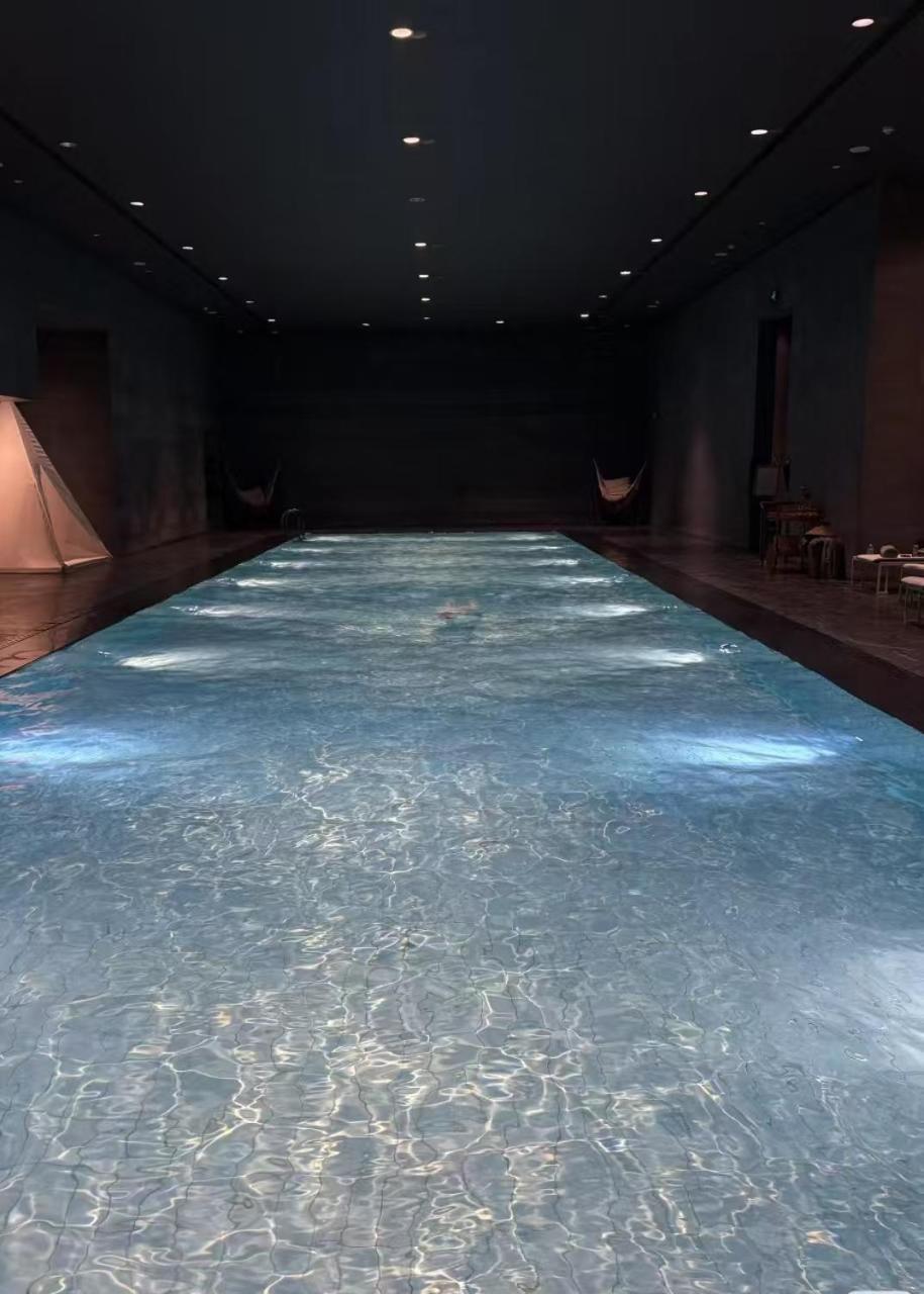 Eastern Hub - Jing'an Temple Branch Art Spacious 3-bedroom, Sunny House With 2 Balconies Appartamento